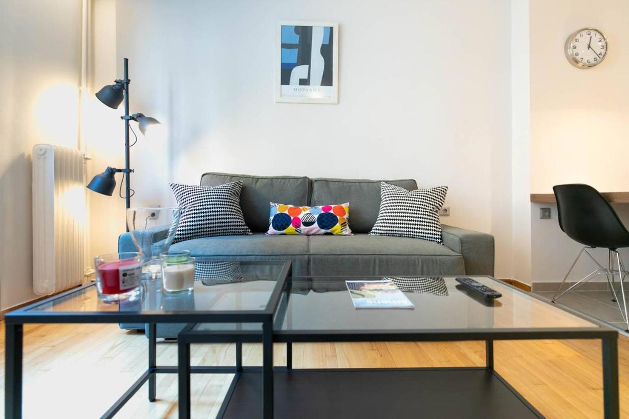TONIS Le Petit Nicolas 1BD Apartment in Koukaki! Atene Esterno foto